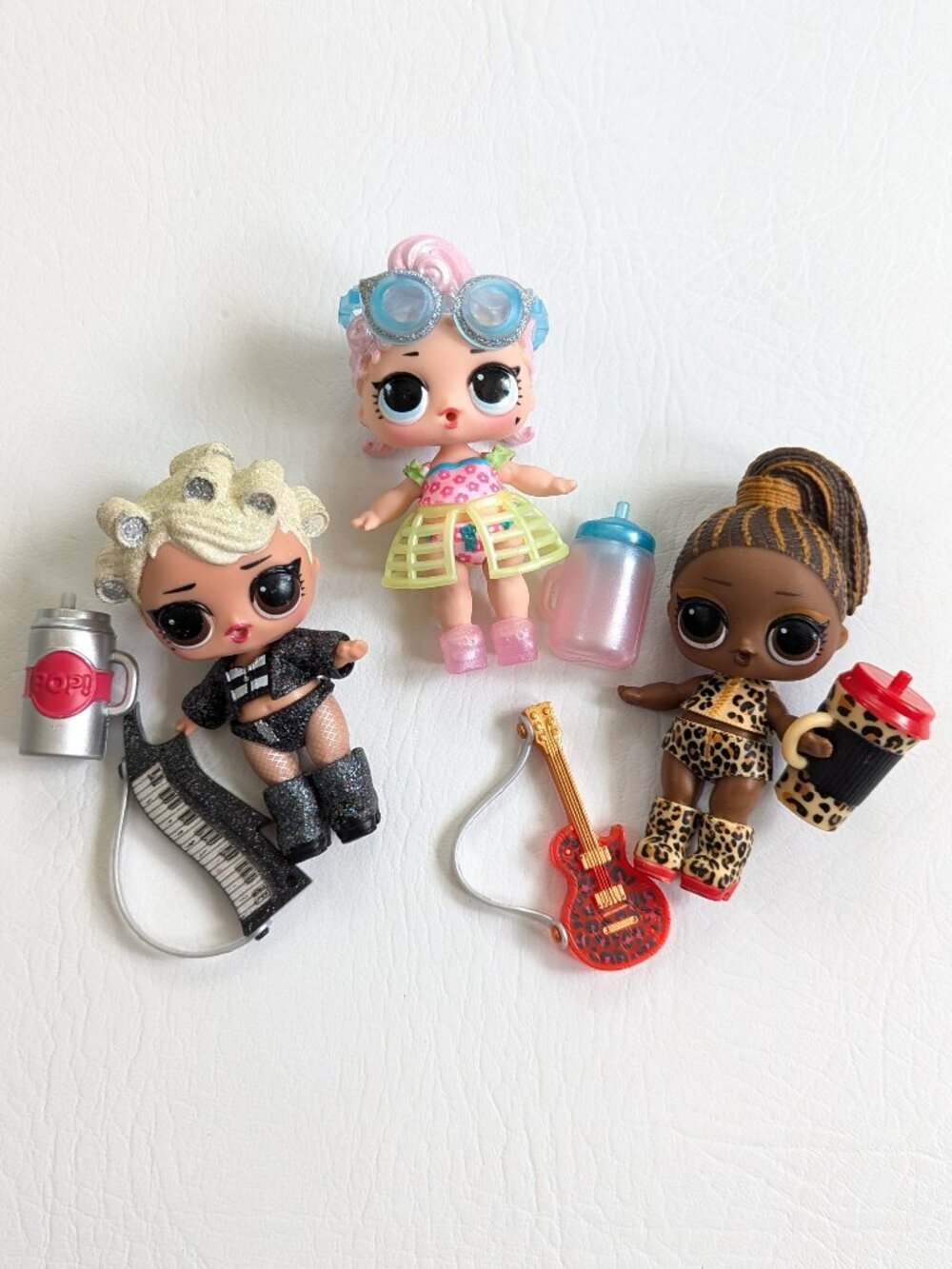 L.O.L. Suprise Lot 3 Dolls And Accessories